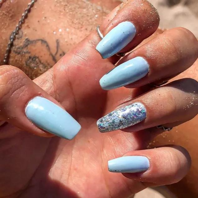 quanto custa fazer unhas decoradas azul turquesa