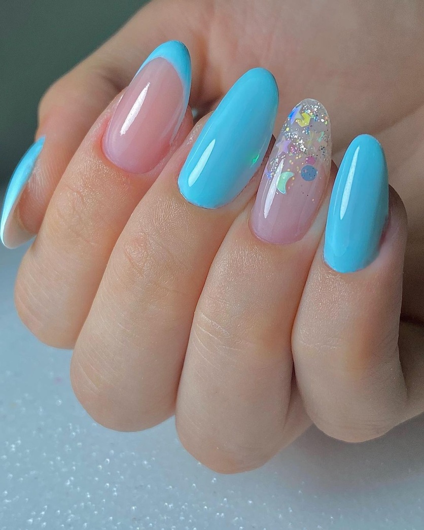 unhas decoradas azul turquesa