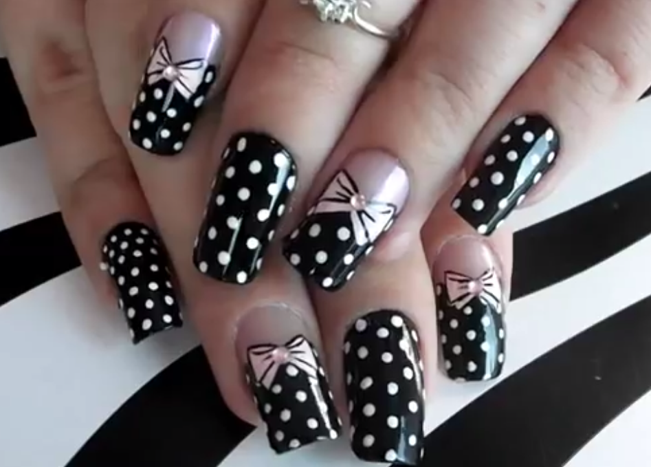 Unhas Decoradas Com Bolinhas