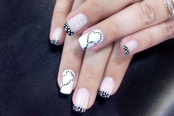 Unhas Decoradas Com Bolinhas