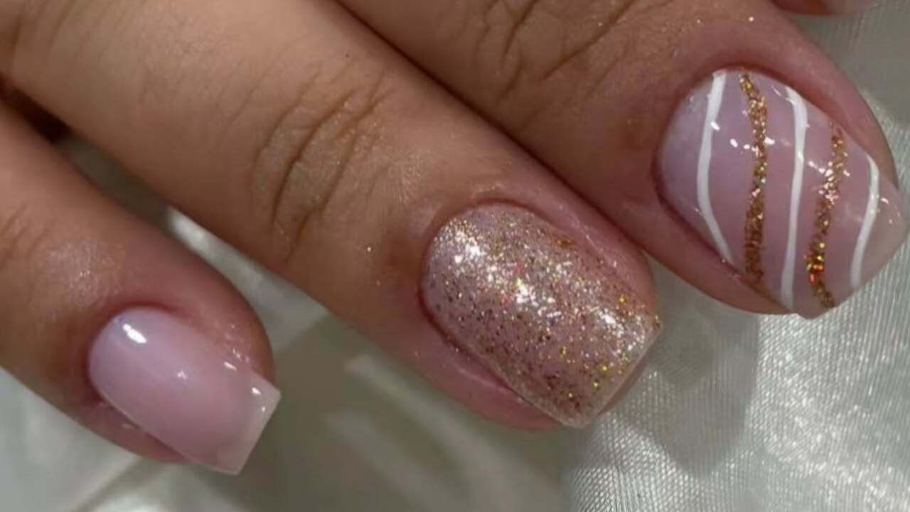 ideias de unhas curtas decoradas para festas