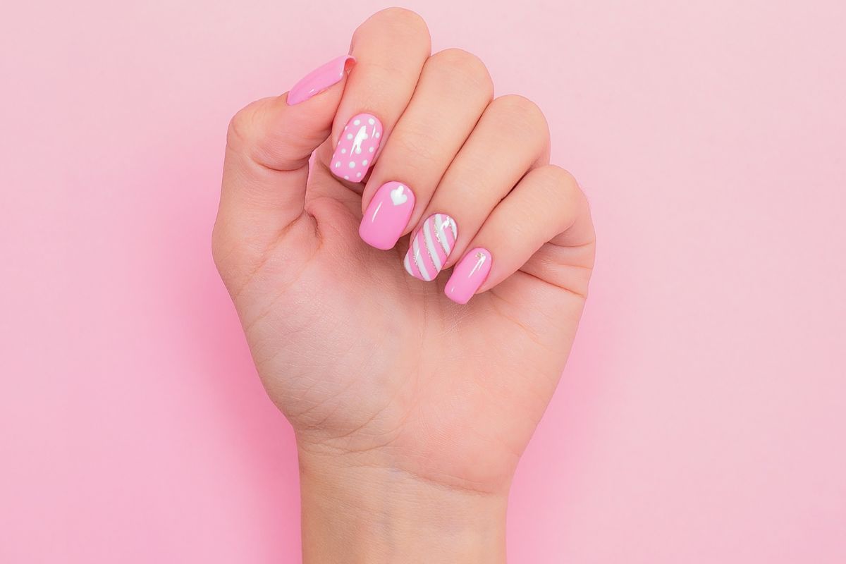 Encontre Seu Estilo
5. A Magia das Unhas da Minnie: Dicas e Inspirações para Arrasar