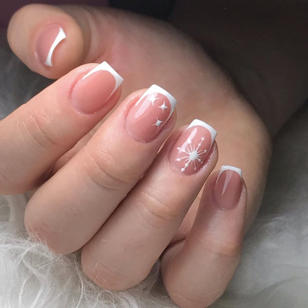 unhas minimalistas curtas