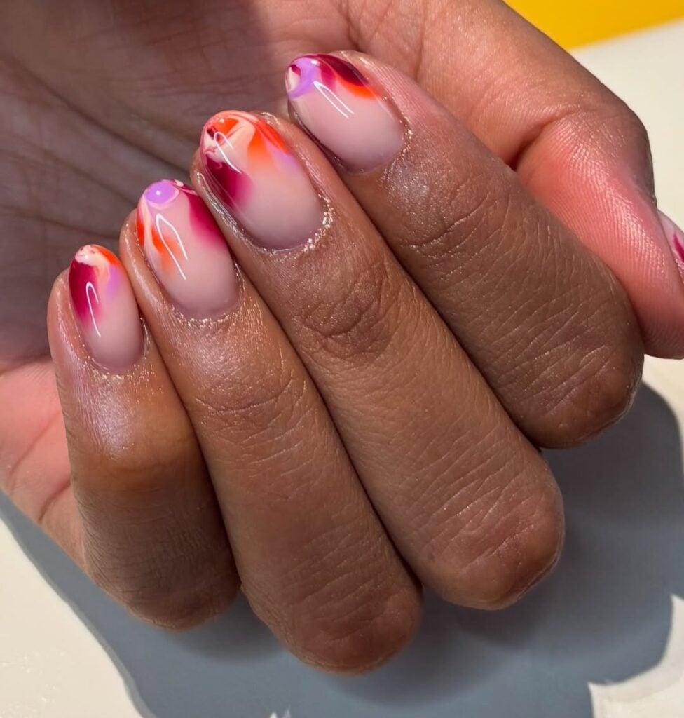 unhas compridas redondas decoradas