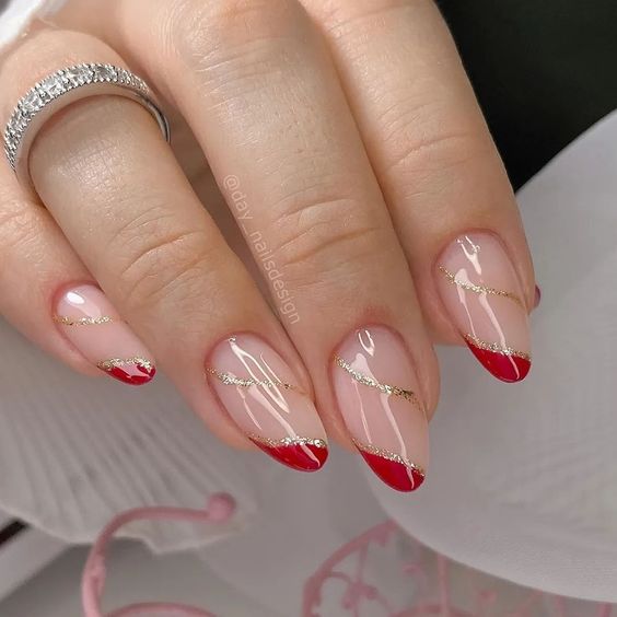 ideias de unhas vermelhas com dourado para festas