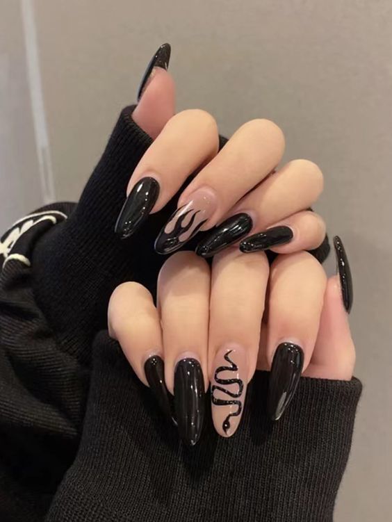 inspiração unhas em gel pretas com glitter