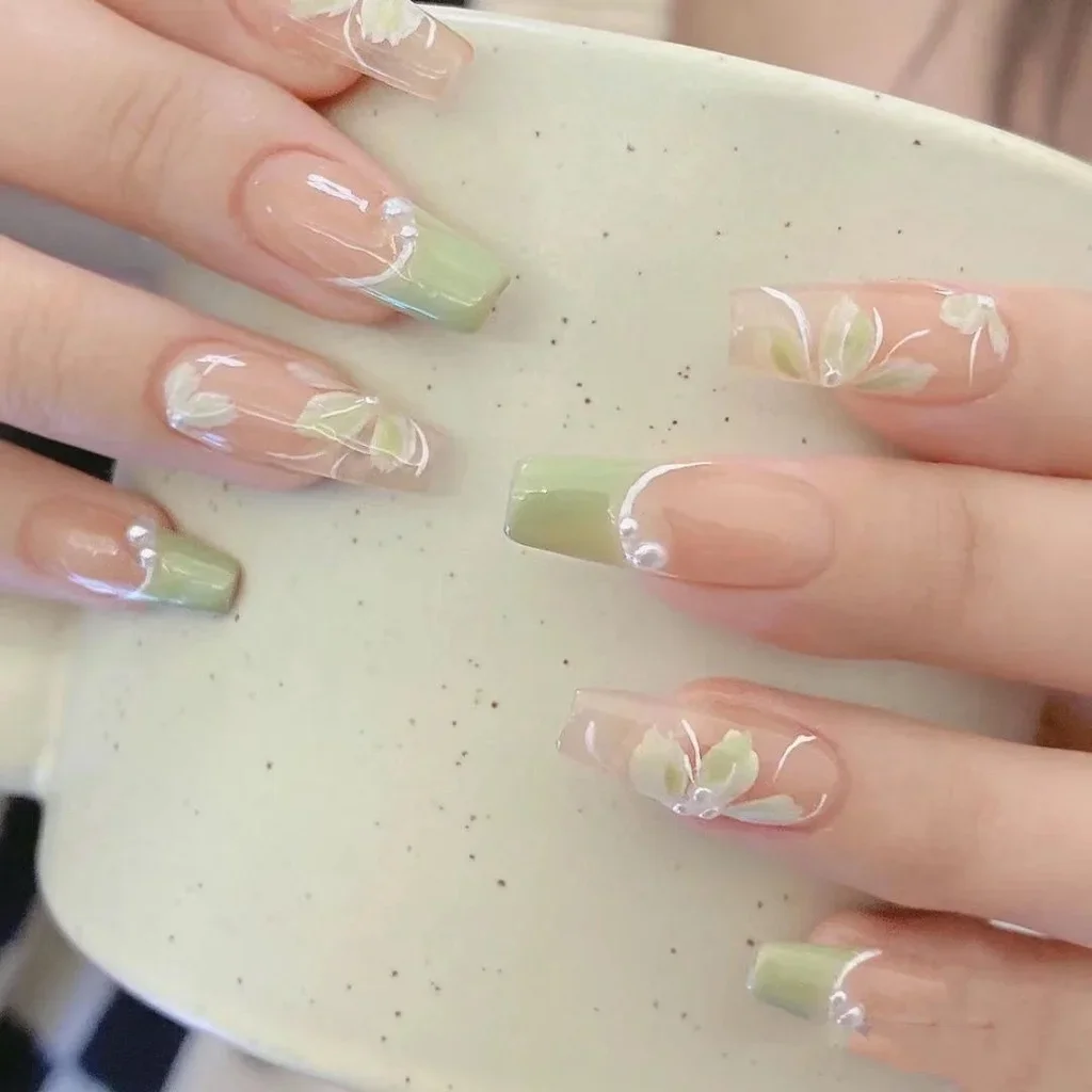 unhas decoradas verde
