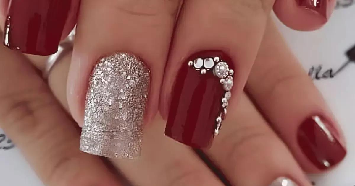 unhas vermelhas com glitter em gel
