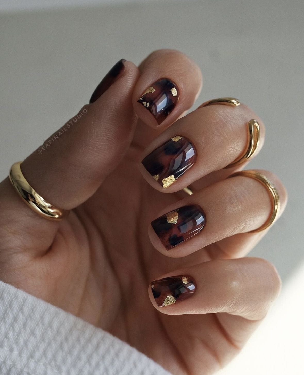 preço médio para fazer unhas marrons em salão