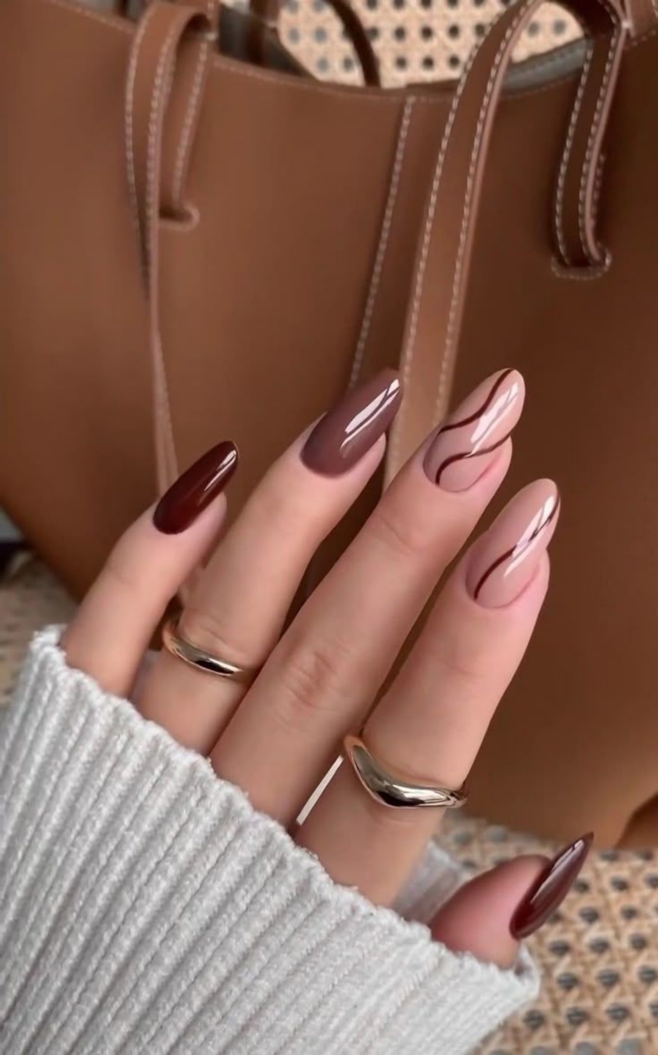 erros comuns ao pintar unhas de marrom