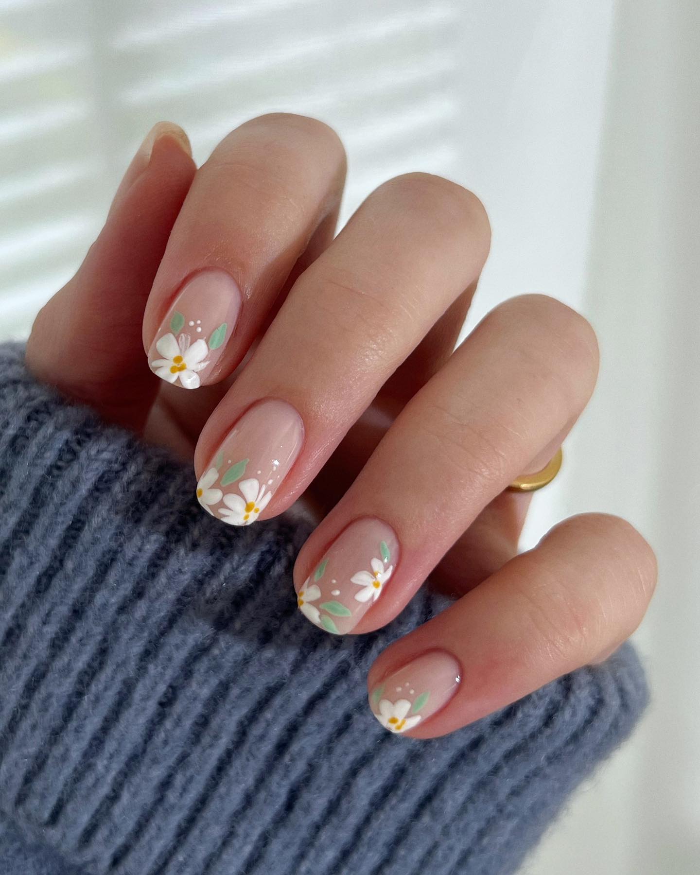 unhas naturais decoradas curtas