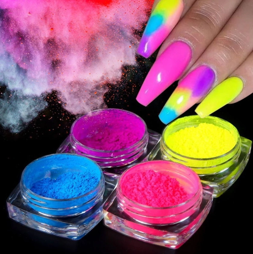 unhas neon com glitter verde