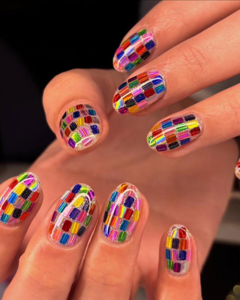 quanto custa fazer unhas decoradas para o carnaval