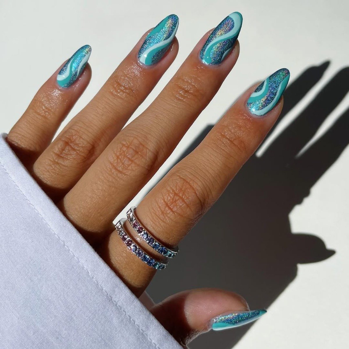 erros comuns ao fazer unhas neon para carnaval