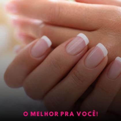 Unhas quadradas francesinha reversa