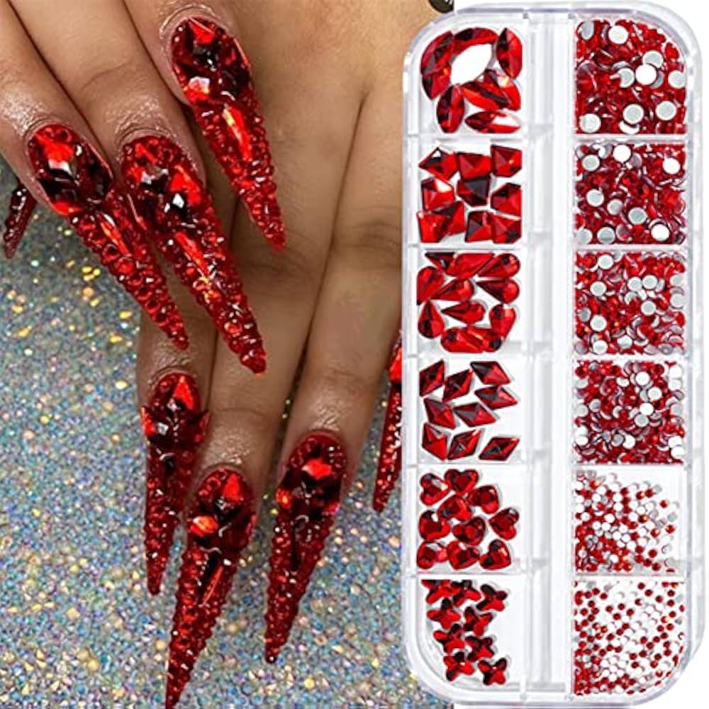 Unhas em gel decoradas dourado