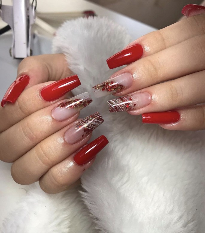 Esmalte em gel vermelho cereja