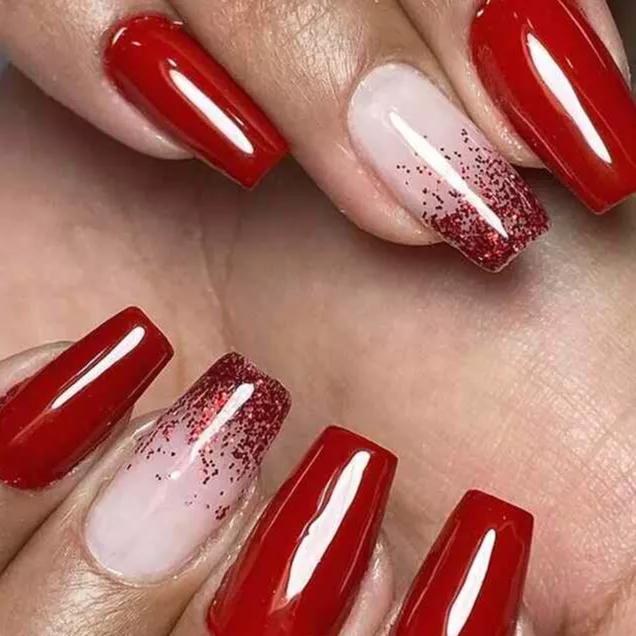 Esmalte em gel vermelho vinho