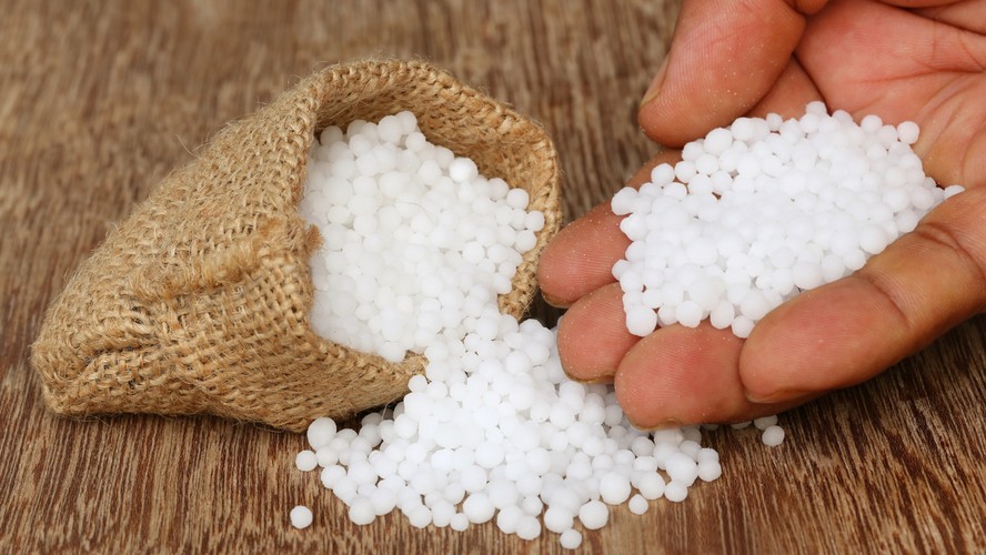 Ureia na Dermatologia: Guia Completo para Hidratação e Tratamento de Doenças de Pele