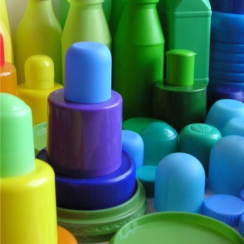 Como o Plástico Revolucionou a Indústria Automobilística