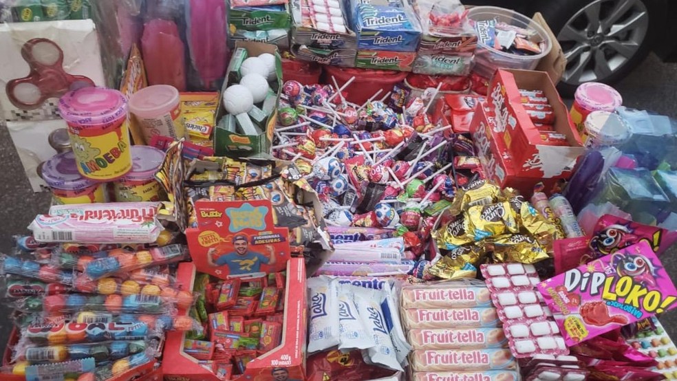 1. O que é o PNAE e como ele funciona? 2. Guia completo para obter o CAF/DAP. 3. Dicas para elaborar um projeto de venda para merenda escolar. 4. Como empresas e indústrias podem vender para a merenda escolar? 5. A importância dos selos de inspeção na venda de produtos de origem animal.