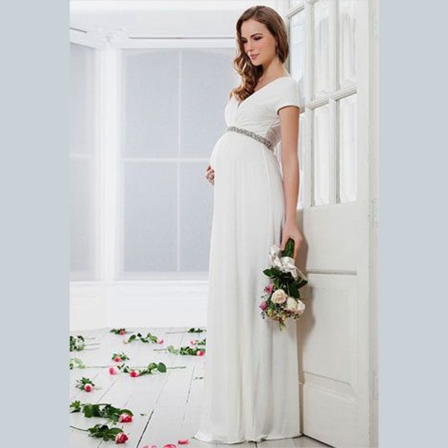 5 Ideias de Títulos:
1. Vestido de Noiva Gestante para Casamento Civil: Conforto e Estilo
2. Guia Completo: Escolhendo o Vestido Perfeito para Noivas Grávidas no Civil
3. Tecidos e Modelagens Ideais para Vestidos de Noiva Gestante Civil
4. Dicas Essenciais para Noivas Grávidas: Do Vestido aos Acessórios
5. Casamento Civil na Gestação: Modelos de Vestidos que Valorizam a Barriga