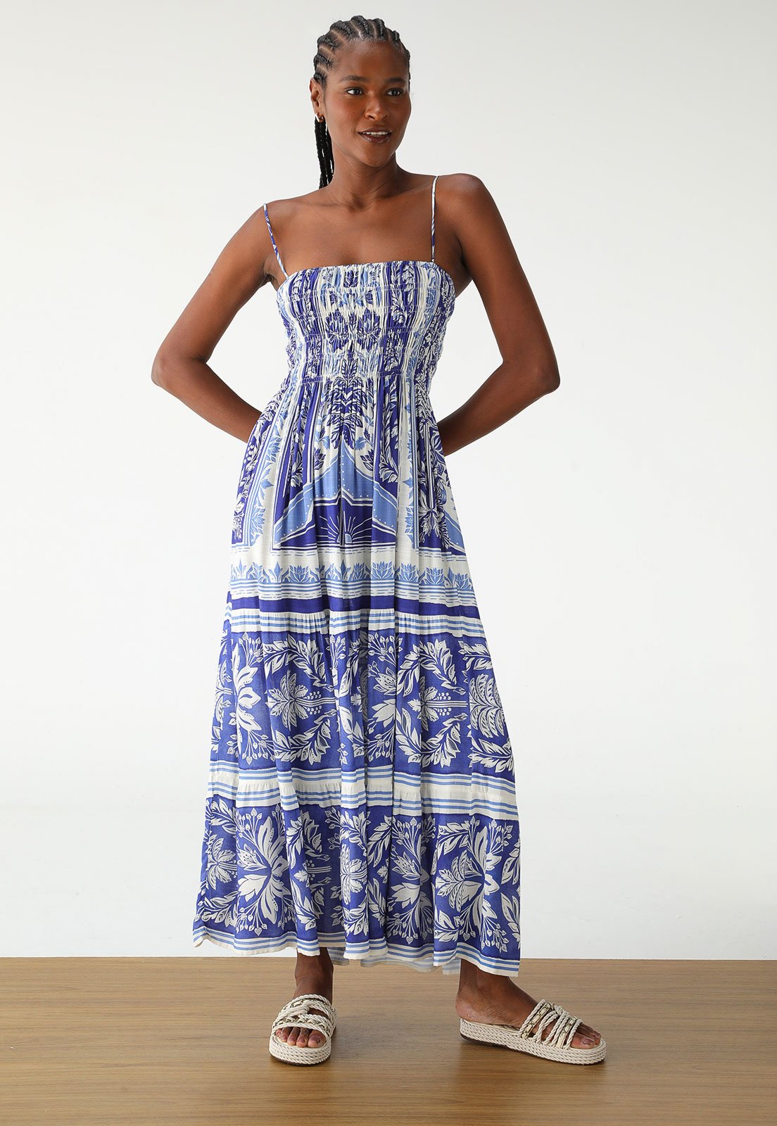 vestido farm longo azul rendado