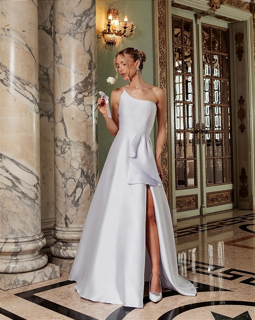 vestido noiva ombro a ombro para casamento noturno