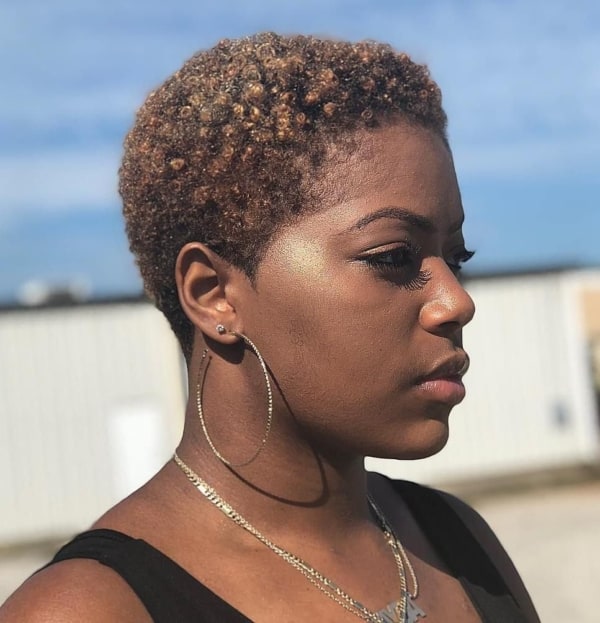 cabelo curto feminino crespo