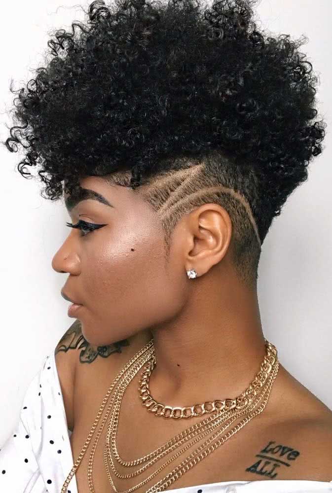 cabelo curto feminino crespo