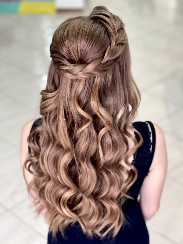 penteado madrinha casamento com cabelo preso