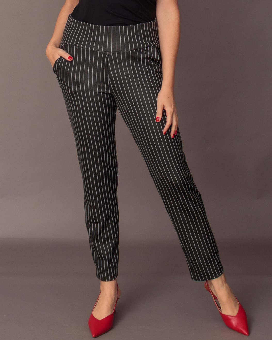 calça cigarrete jeans