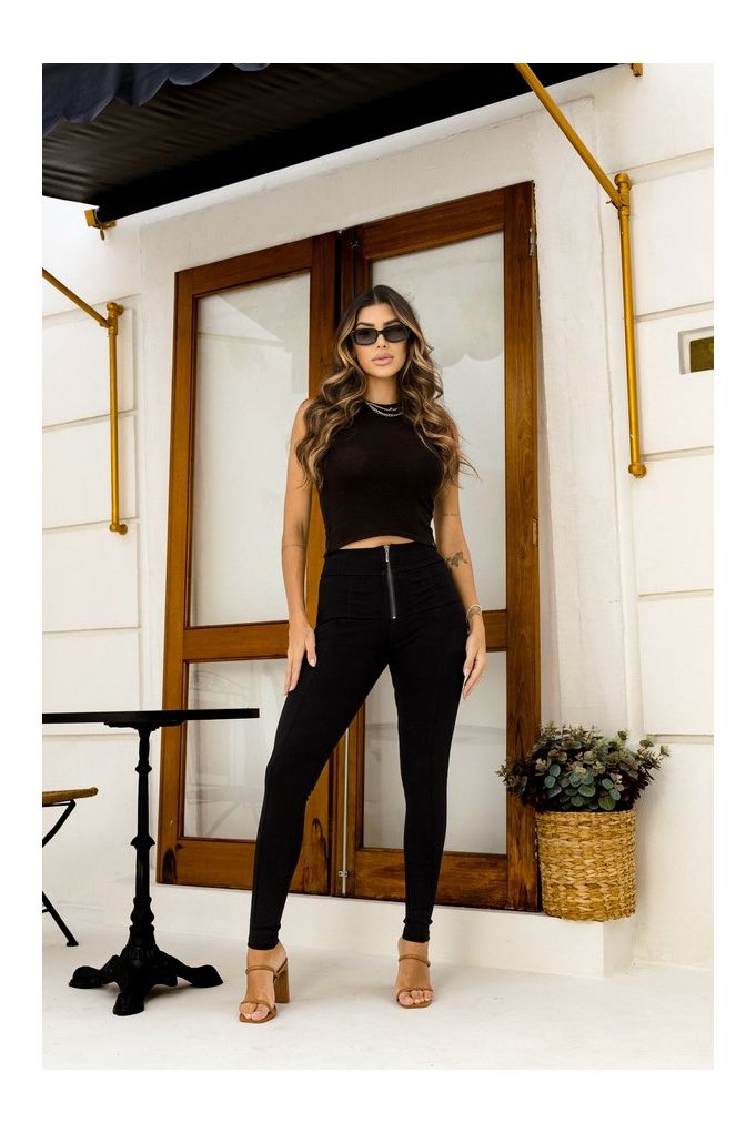 calça cigarrete elegante