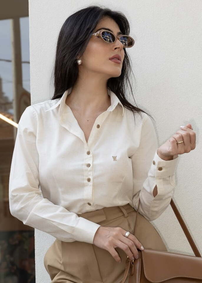 camisa caqui com preto