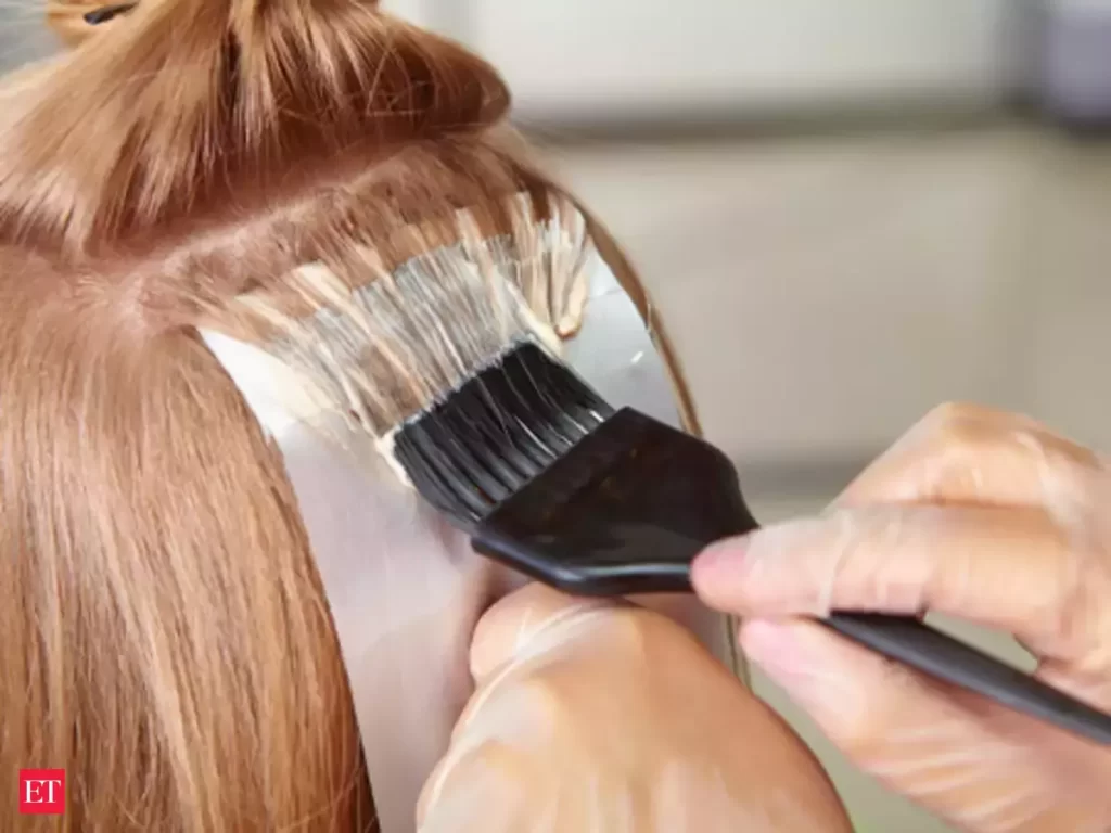 como prender papel no cabelo