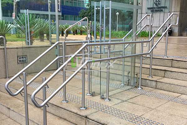 corrimão de escada inox
