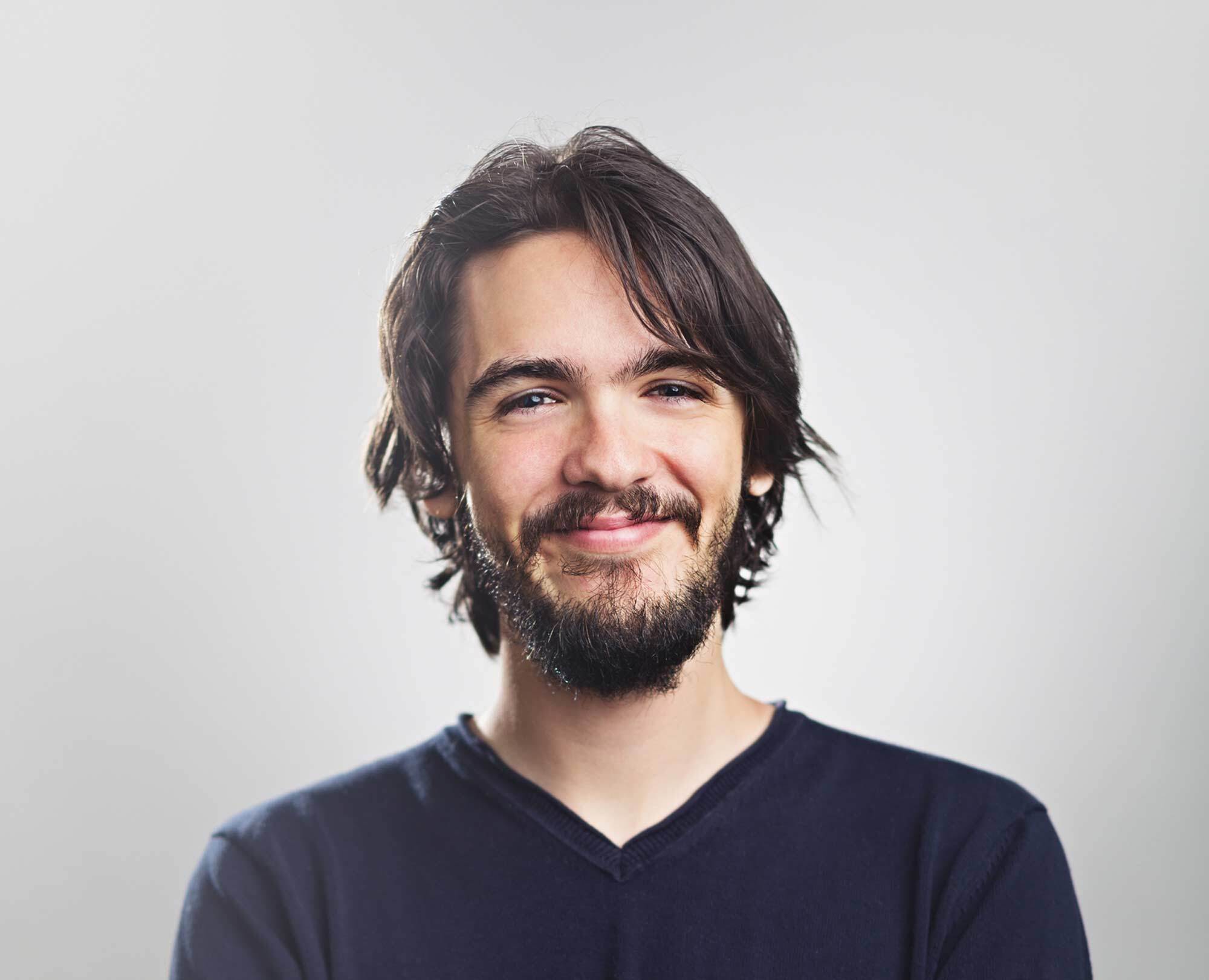 cortes masculinos para fios ondulados longos