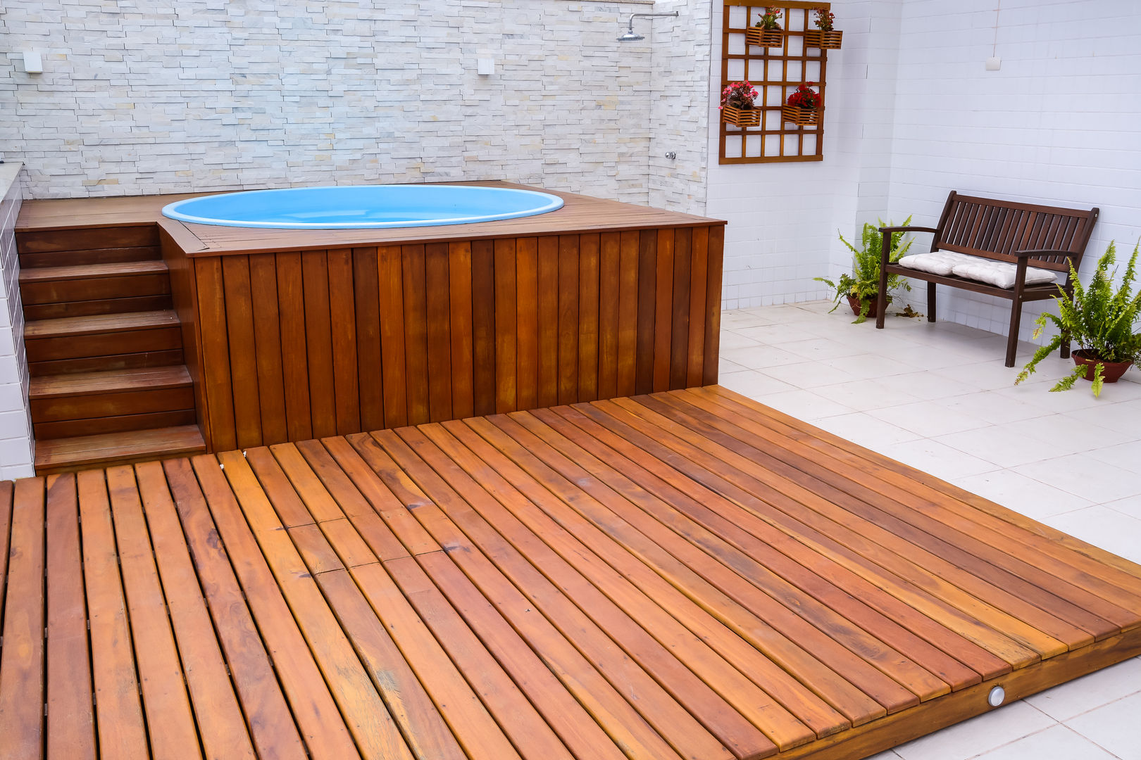 deck para piscina preço