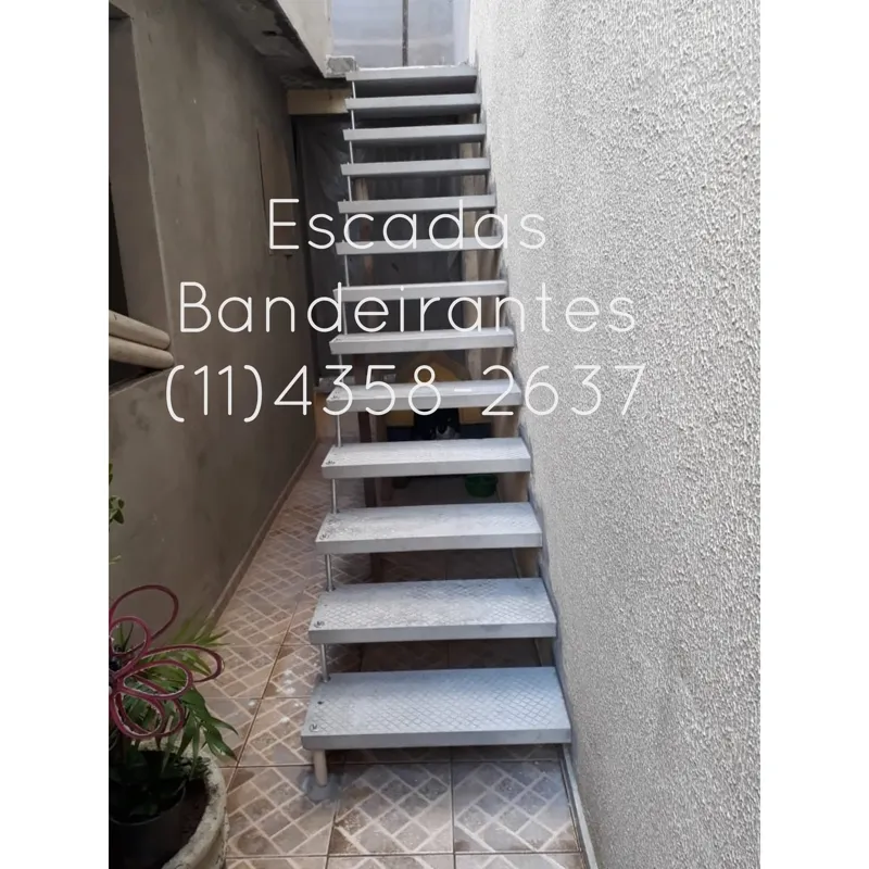 escada de concreto pré-fabricada