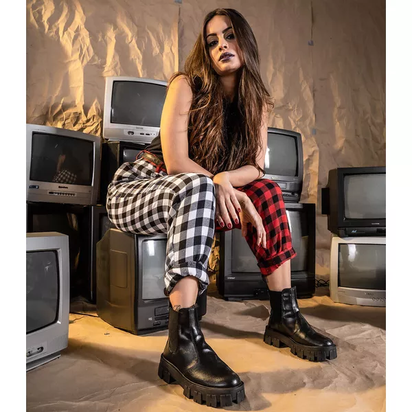 looks com sapatos veganos