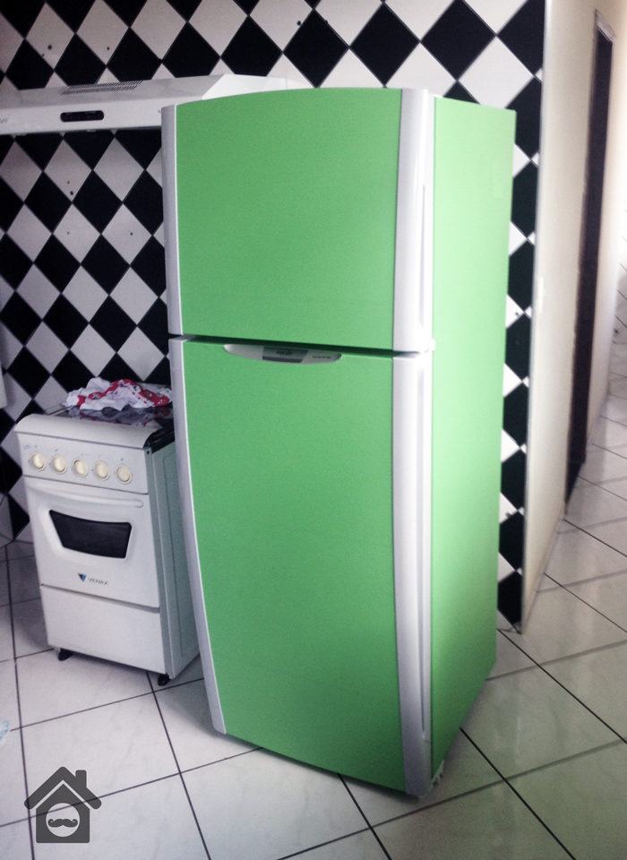 renovar geladeira antiga com adesivo
