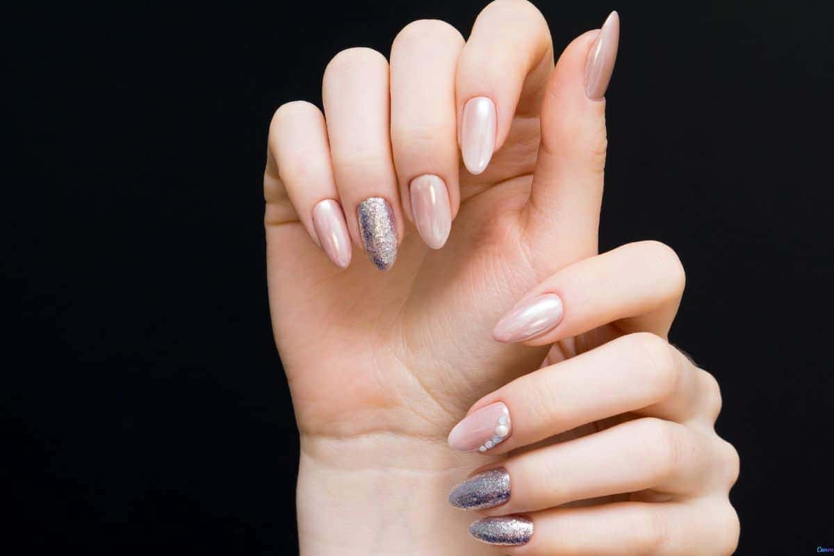 unha gel decorada