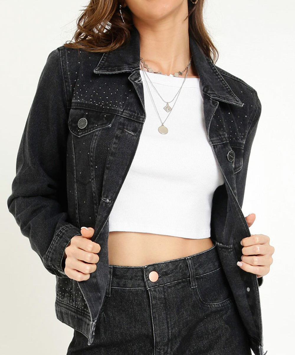 looks com jaqueta jeans preta 2026