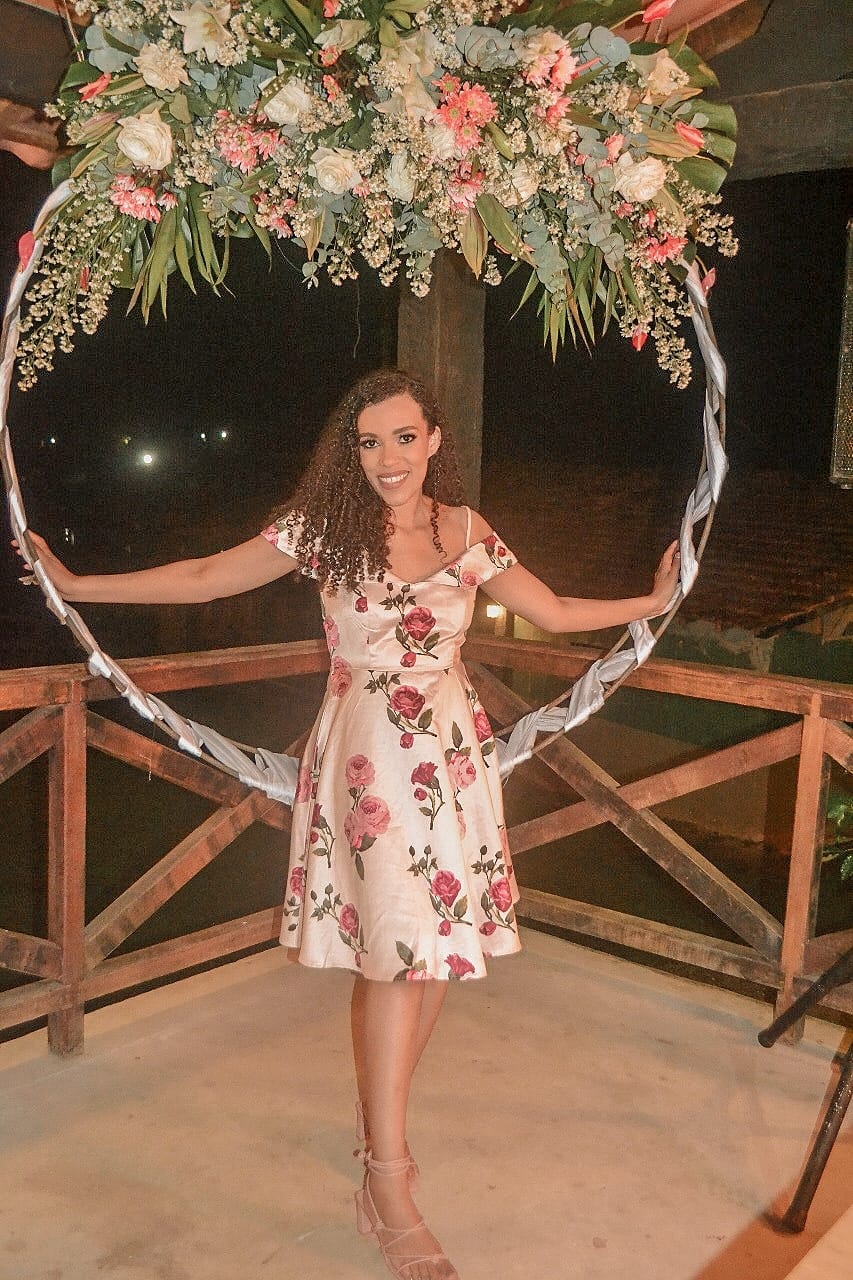 casamento na praia look convidada