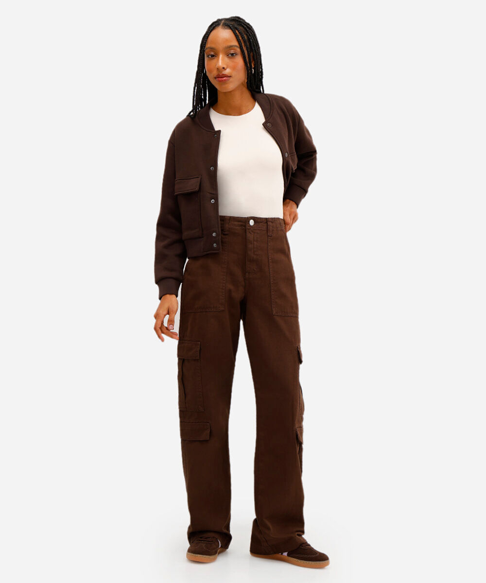 look monocromático marrom