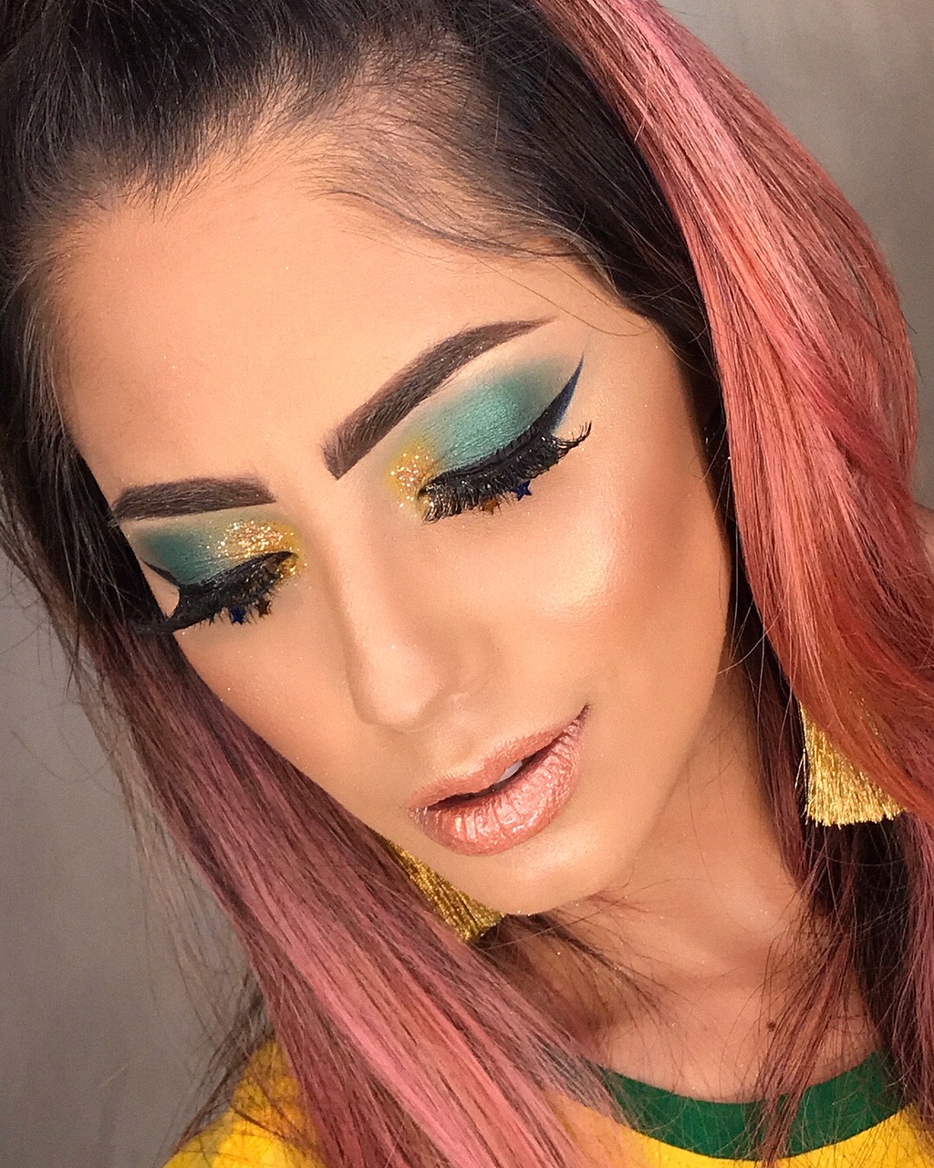 maquiagem verde e amarelo fácil