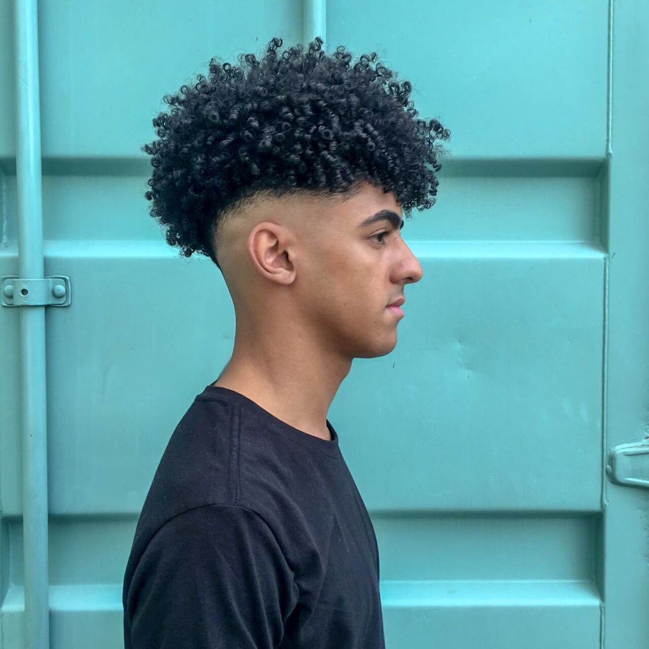 penteados para cabelo cacheado masculino