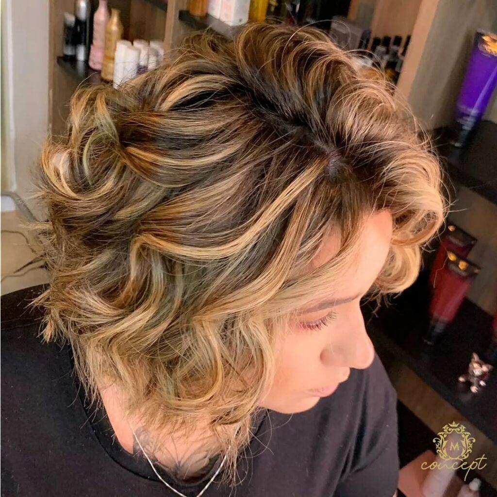 técnicas de iluminação cabelo escuro curto