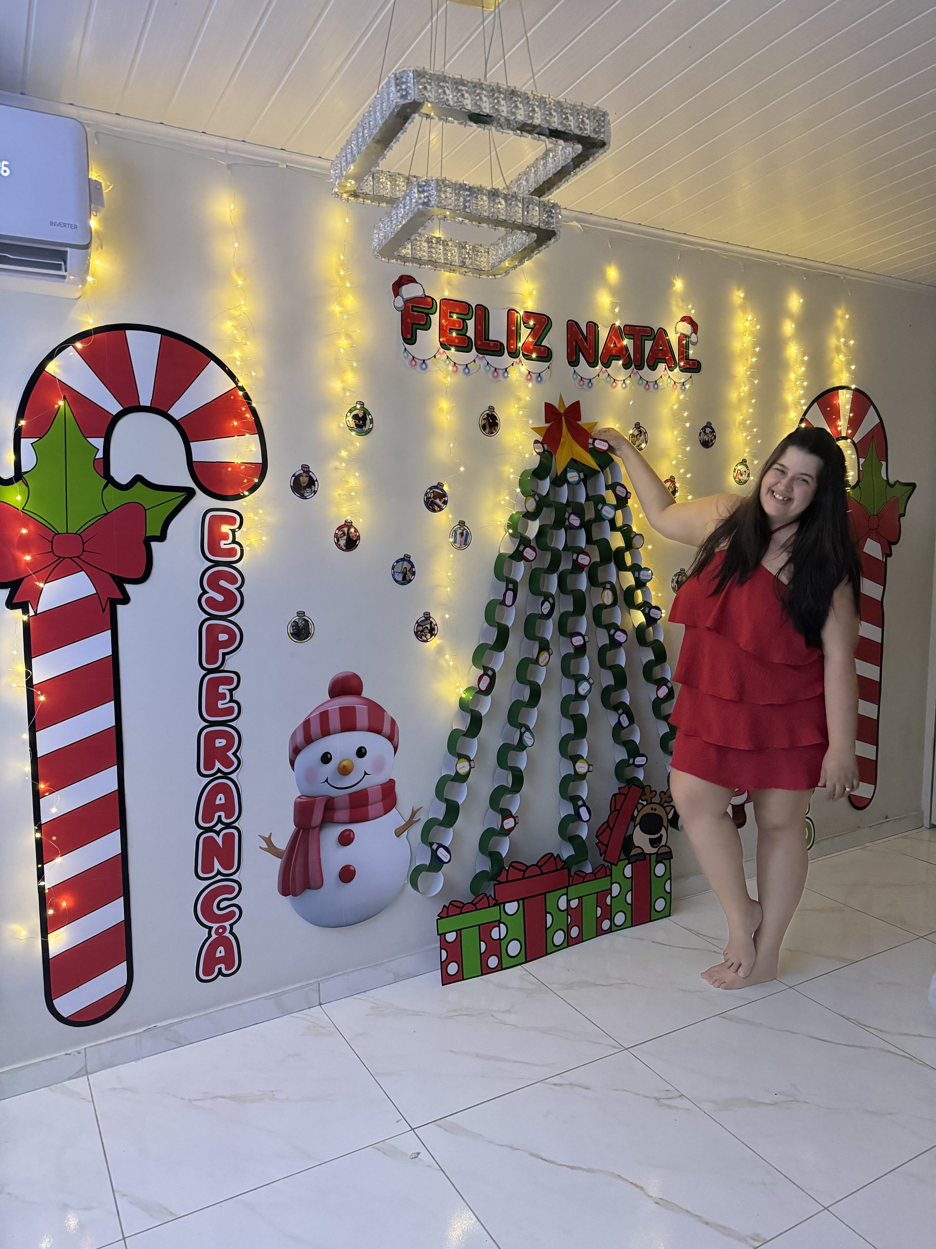 painel de natal com balões