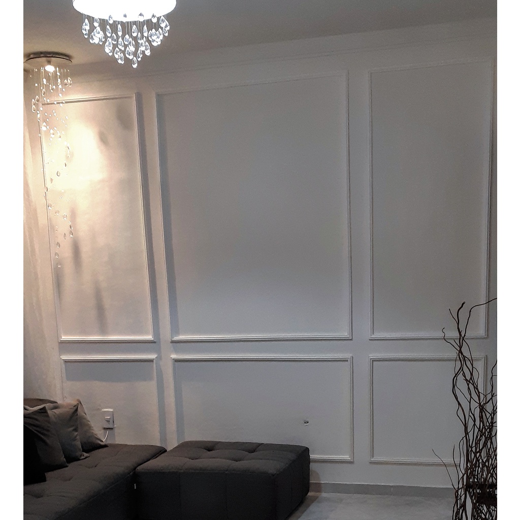 decoração sala com boiserie